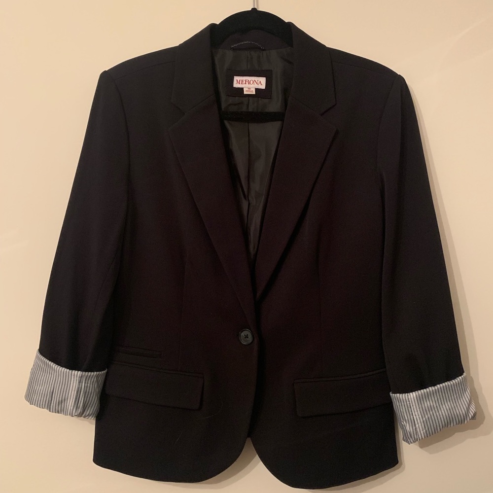 Black blazer with striped design inside NWOT